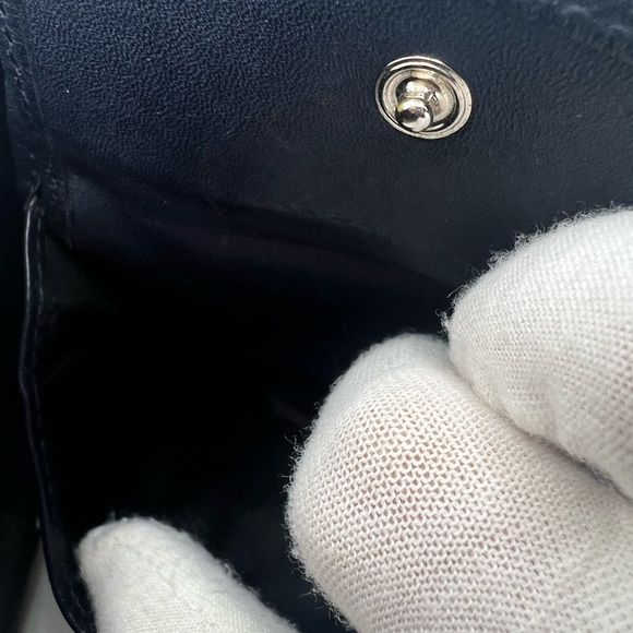 GUC Gucci Black Microguccissima Bifold Wallet - Picture 6 of 8